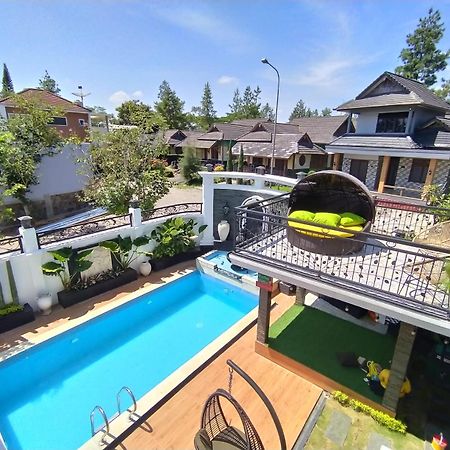 Villa Kota Bunga Malini 7 Cinengangirang Екстериор снимка