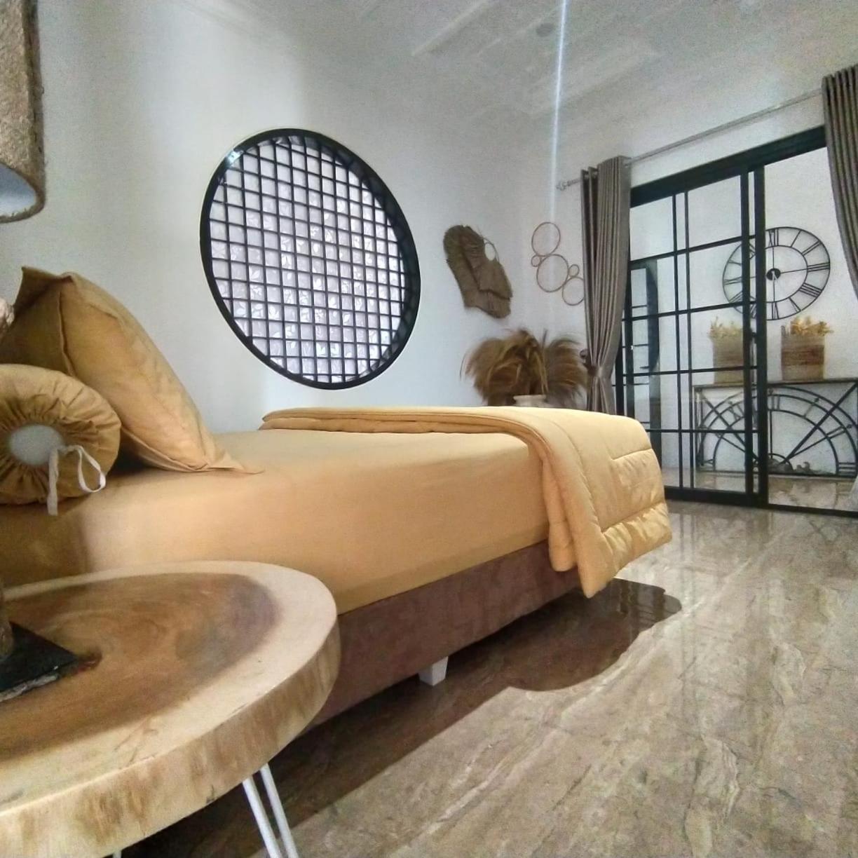 Villa Kota Bunga Malini 7 Cinengangirang Екстериор снимка
