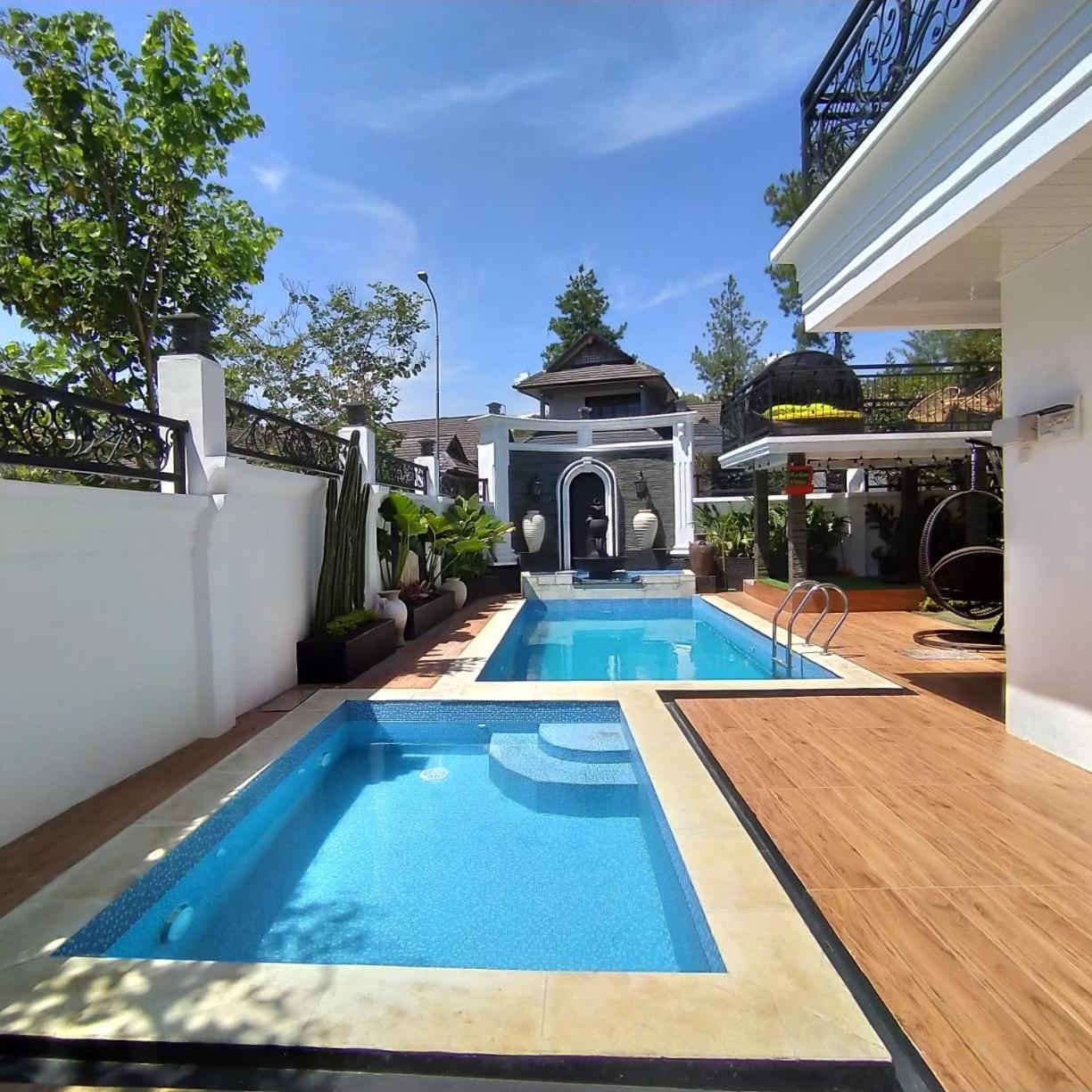 Villa Kota Bunga Malini 7 Cinengangirang Екстериор снимка
